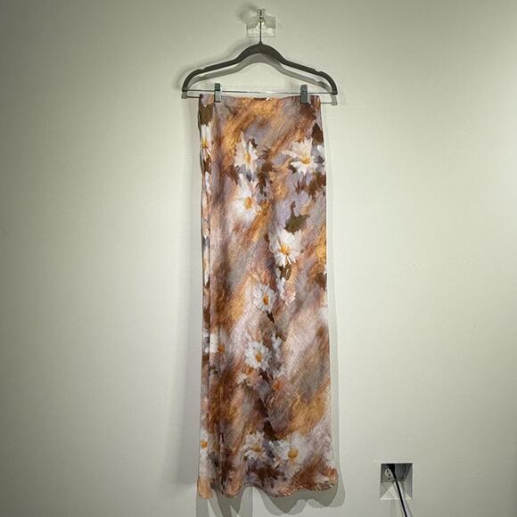 Cream and Orange Floral Maxi Skirt - Picture 4 of 4